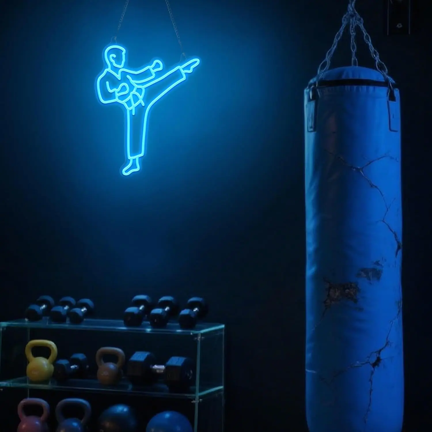 Neonowa tablica z motywem kara – Home Gym Neon Sign recenzja i cena
